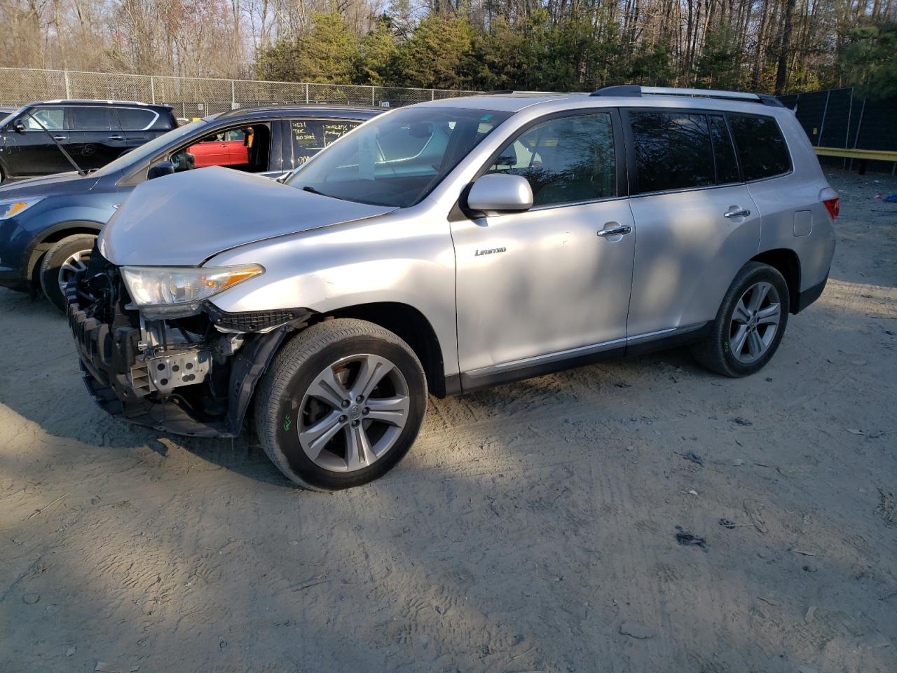 TOYOTA HIGHLANDER 2011 5tdyk3eh2bs041307