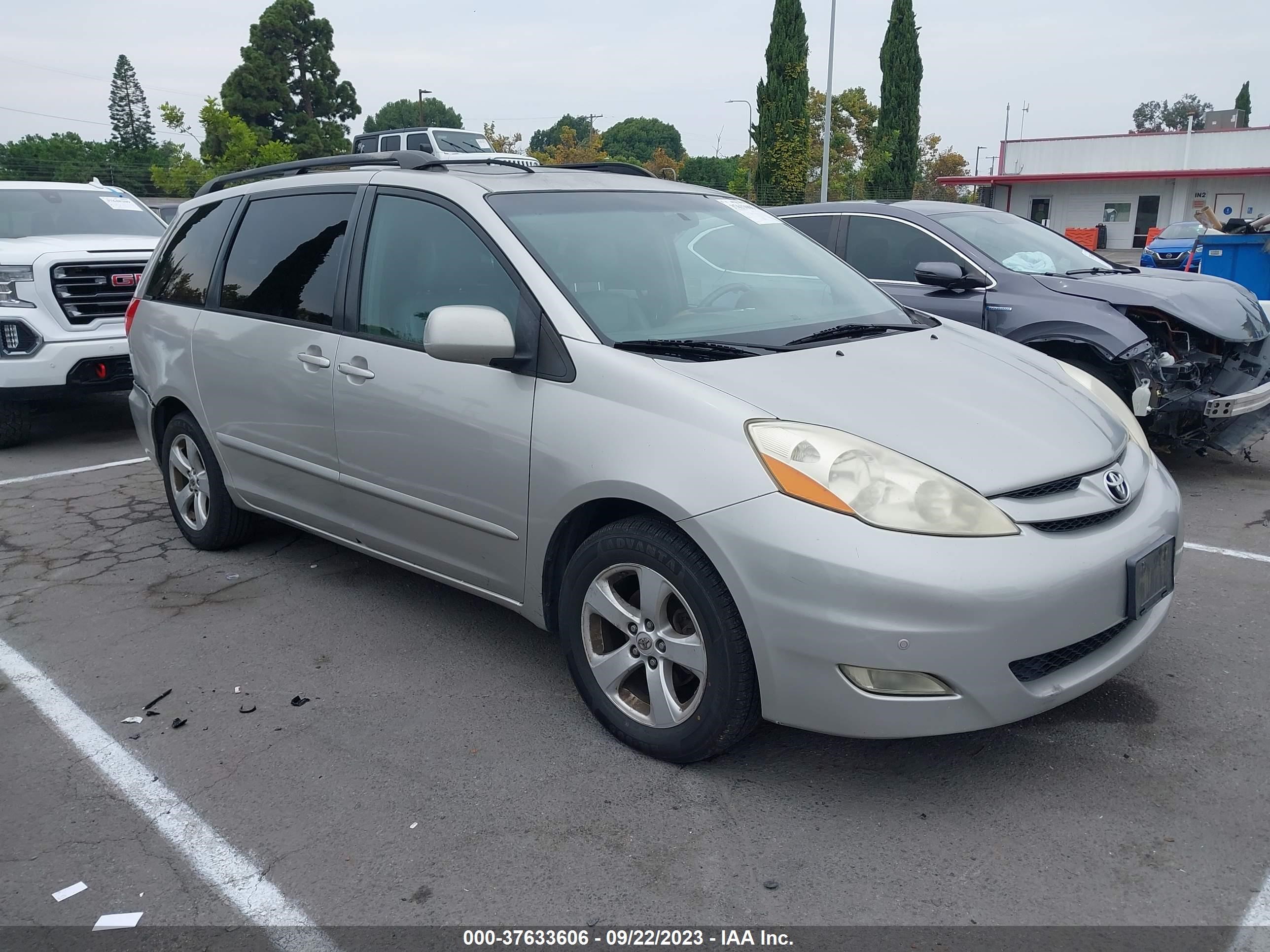 TOYOTA SIENNA 2010 5tdyk4cc5as309522