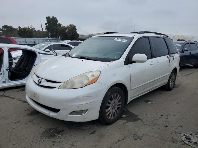 TOYOTA SIENNA XLE 2010 5tdyk4cc7as317153