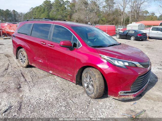 TOYOTA SIENNA XLE 2021 5tdyrkec0ms064615