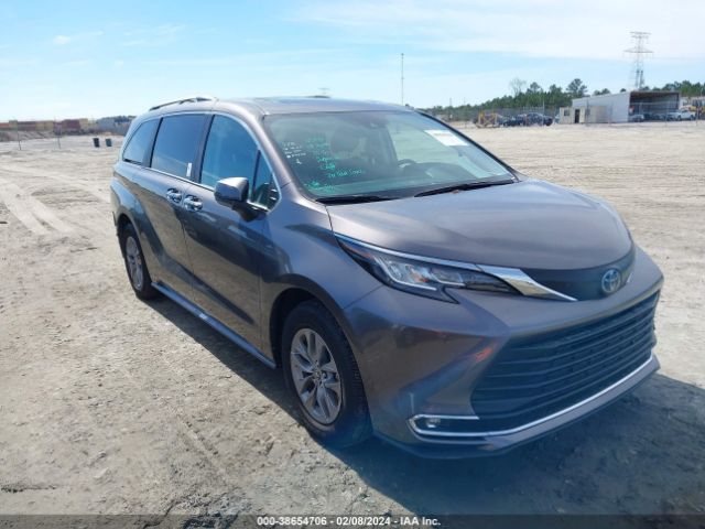 TOYOTA SIENNA 2023 5tdyrkec0ps153847