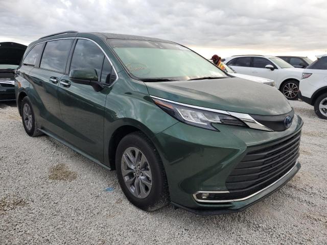 TOYOTA SIENNA XLE 2022 5tdyrkec1ns100443