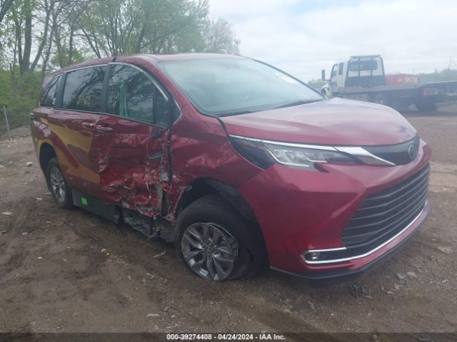 TOYOTA SIENNA 2023 5tdyrkec2ps176272