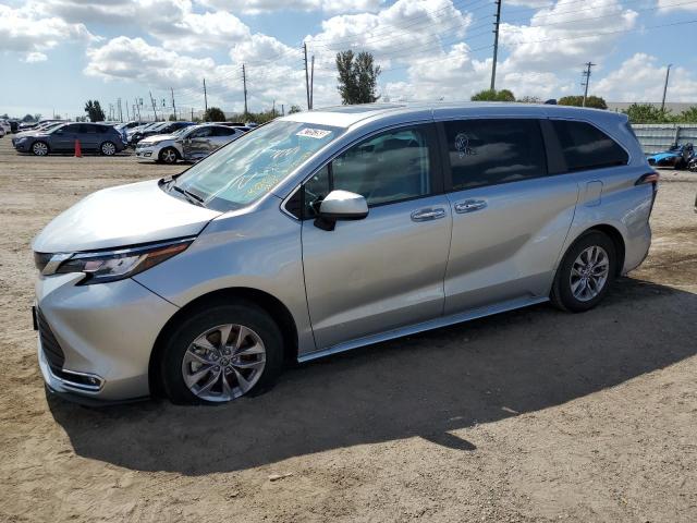 TOYOTA SIENNA XLE 2022 5tdyrkec3ns126994