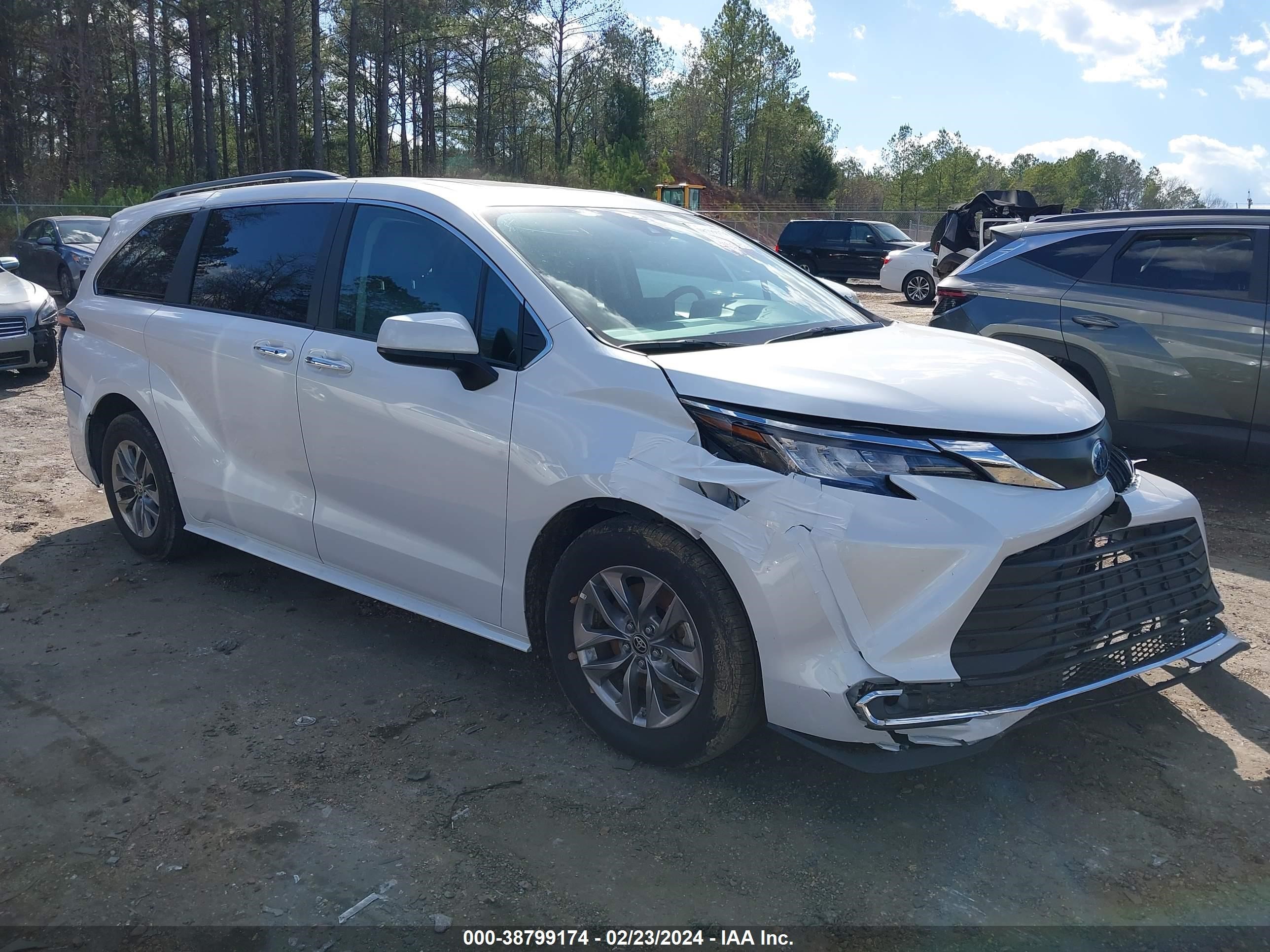 TOYOTA SIENNA 2023 5tdyrkec3ps171789