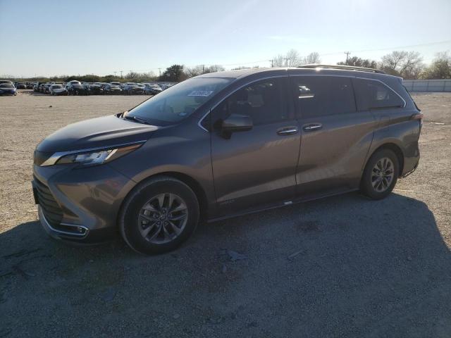 TOYOTA SIENNA XLE 2021 5tdyrkec4ms040317