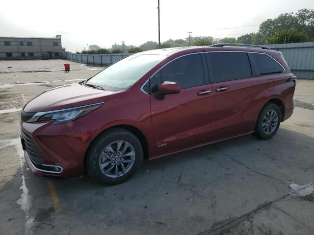 TOYOTA SIENNA XLE 2021 5tdyrkec4ms058252