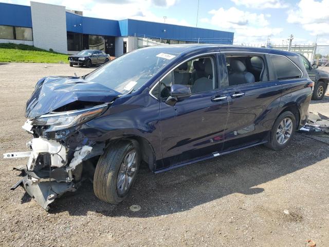 TOYOTA SIENNA XLE 2022 5tdyrkec4ns086800