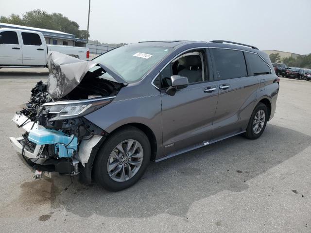 TOYOTA SIENNA XLE 2021 5tdyrkec5ms058406