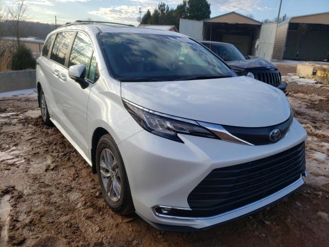 TOYOTA SIENNA XLE 2022 5tdyrkec5ns075434