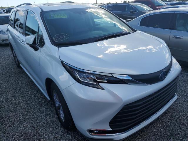 TOYOTA SIENNA XLE 2022 5tdyrkec6ns099712