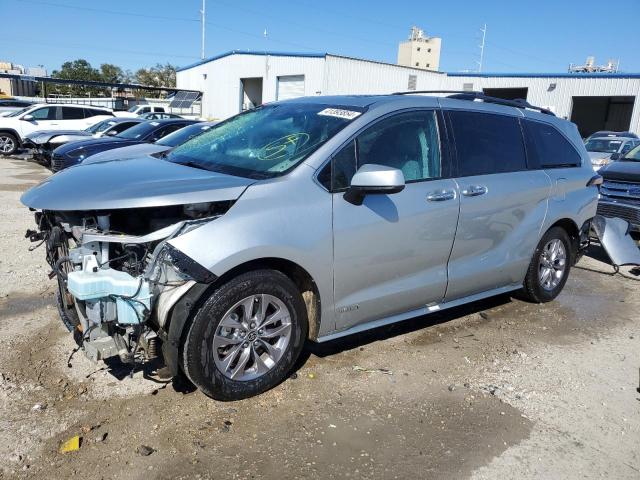 TOYOTA SIENNA XLE 2021 5tdyrkec8ms020071