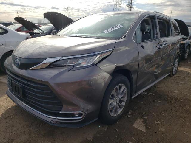 TOYOTA SIENNA XLE 2022 5tdyrkec8ns114940