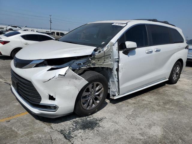 TOYOTA SIENNA XLE 2023 5tdyrkec8ps160593