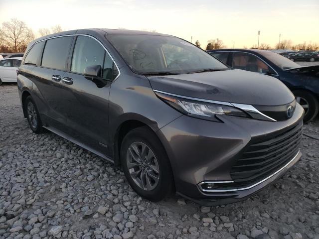 TOYOTA SIENNA XLE 2021 5tdyskfc6ms028401