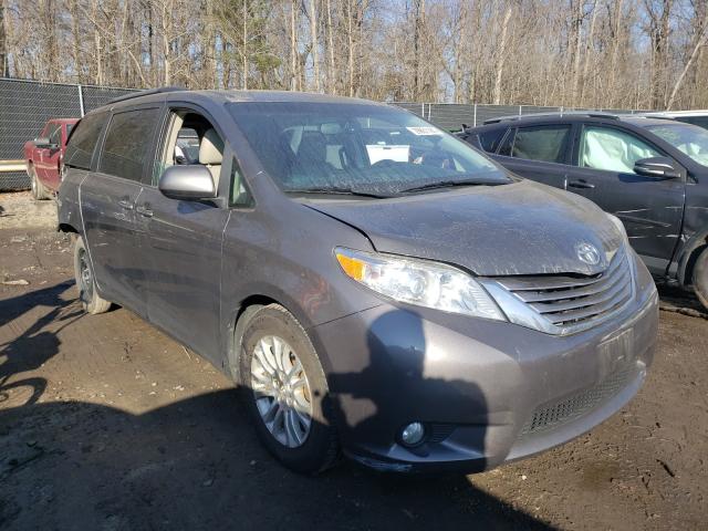 TOYOTA SIENNA XLE 2017 5tdyz3dc0hs771758