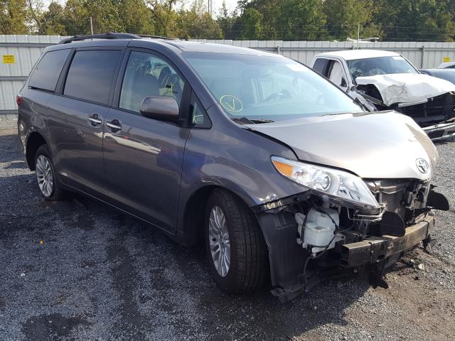 TOYOTA SIENNA XLE 2017 5tdyz3dc0hs789600