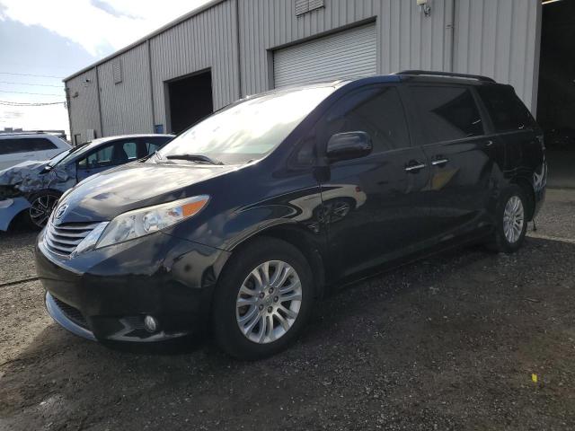 TOYOTA SIENNA XLE 2017 5tdyz3dc0hs803804