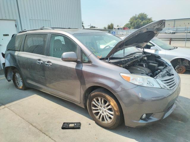 TOYOTA SIENNA XLE 2017 5tdyz3dc0hs837788