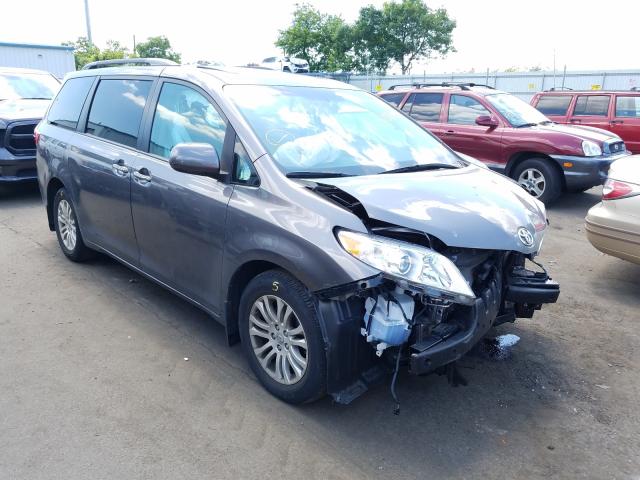 TOYOTA SIENNA XLE 2017 5tdyz3dc0hs872847