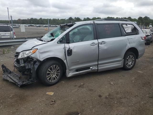 TOYOTA SIENNA XLE 2020 5tdyz3dc0ls063325