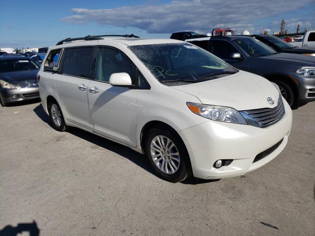 TOYOTA SIENNA XLE 2017 5tdyz3dc1hs811698