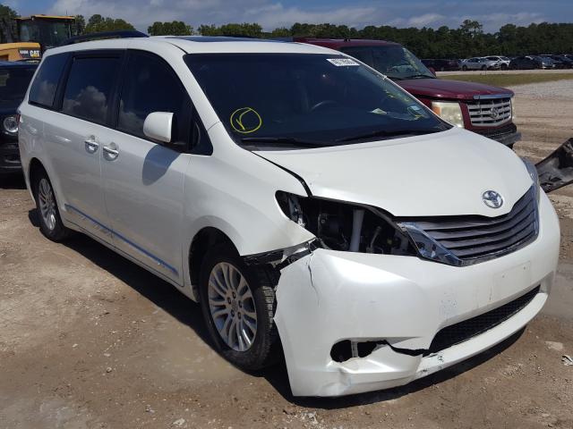 TOYOTA SIENNA XLE 2017 5tdyz3dc1hs824340