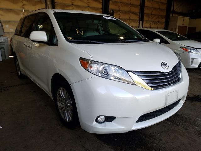 TOYOTA SIENNA XLE 2017 5tdyz3dc1hs896378