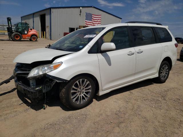 TOYOTA SIENNA XLE 2018 5tdyz3dc1js910897