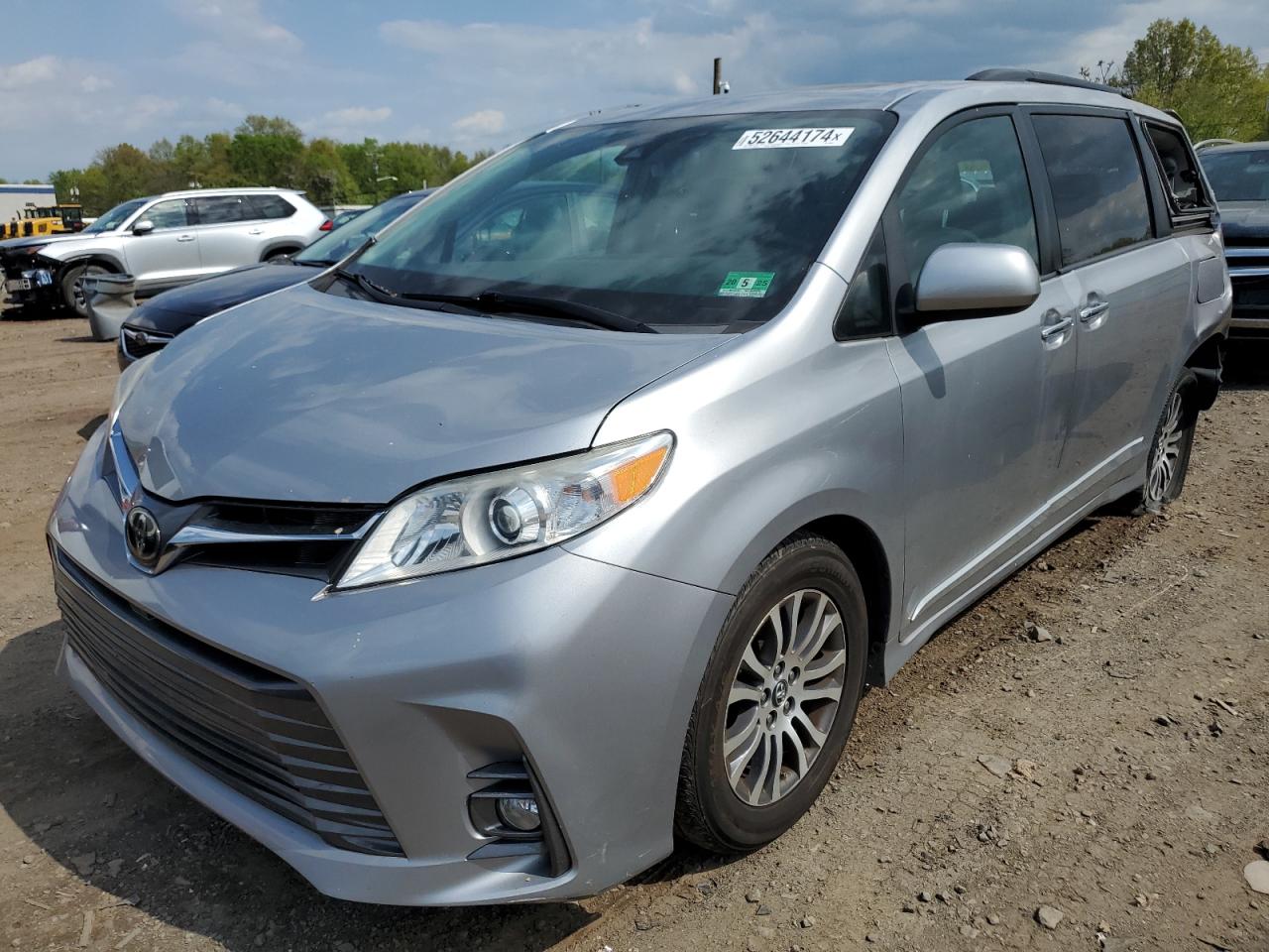 TOYOTA SIENNA 2018 5tdyz3dc1js930244