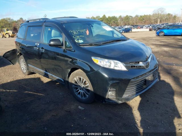 TOYOTA SIENNA 2018 5tdyz3dc1js941633