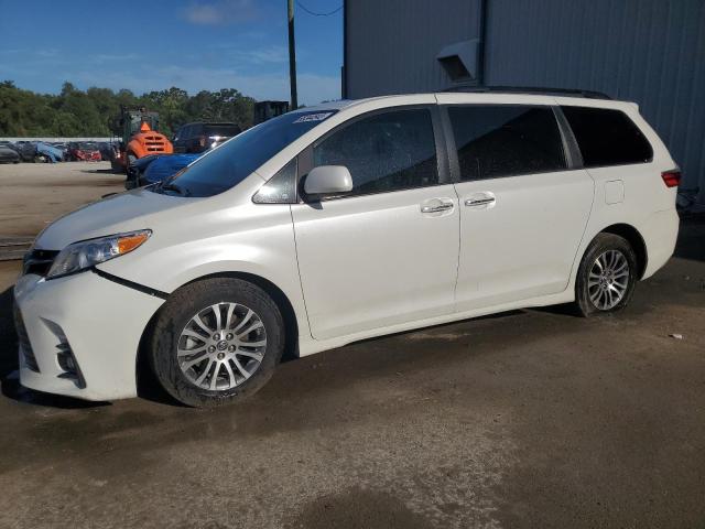 TOYOTA SIENNA XLE 2020 5tdyz3dc1ls032309