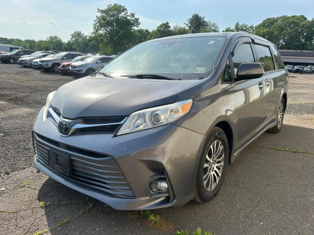 TOYOTA SIENNA XLE 2020 5tdyz3dc1ls046582