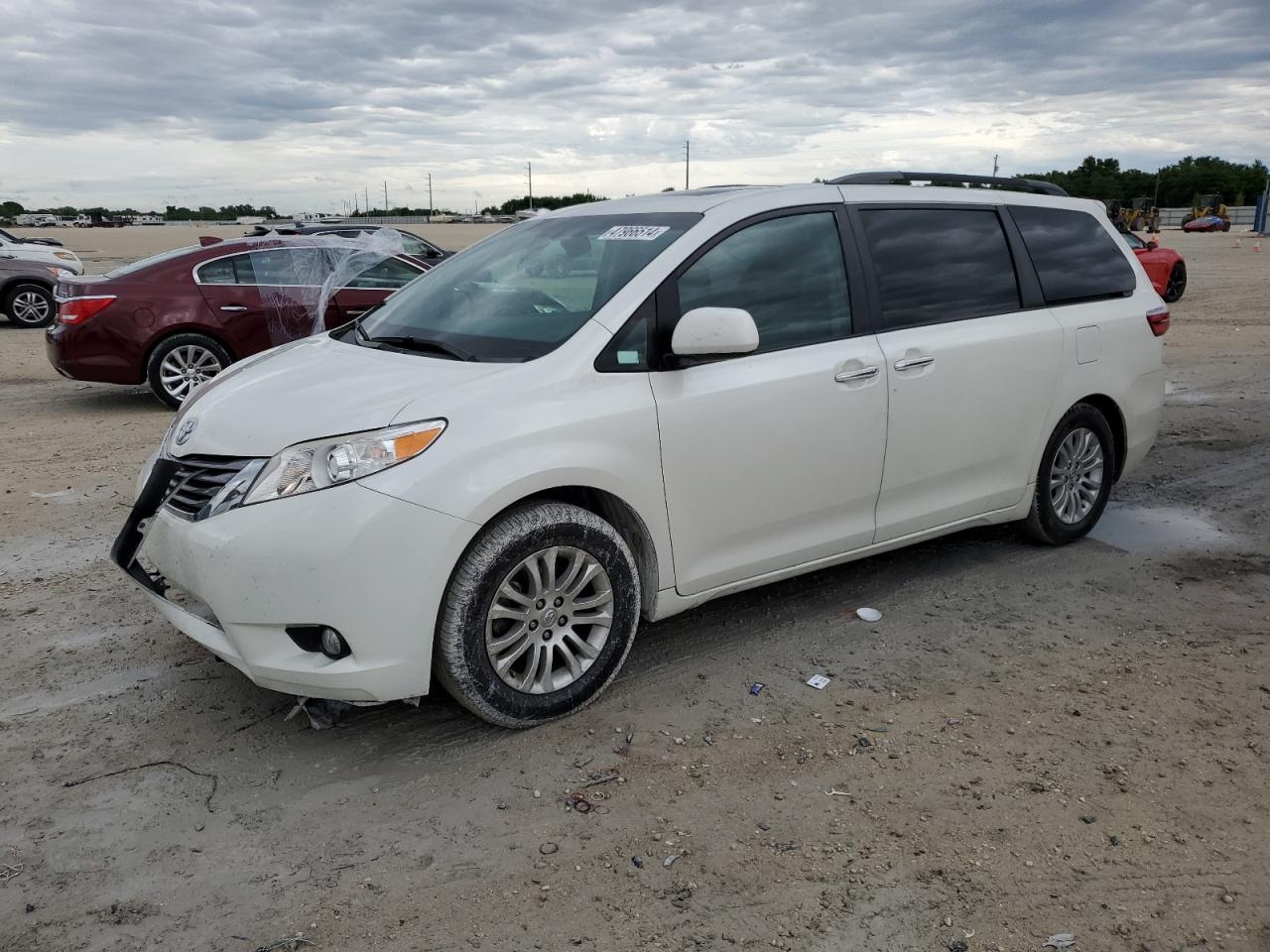 TOYOTA SIENNA 2017 5tdyz3dc2hs803237