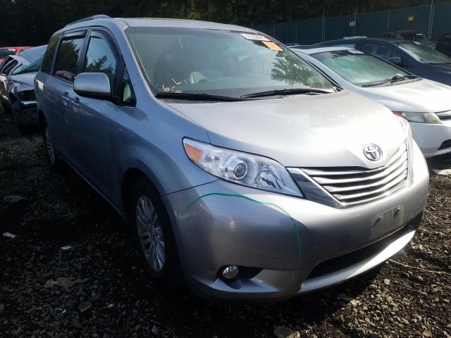 TOYOTA SIENNA XLE 2017 5tdyz3dc2hs841552