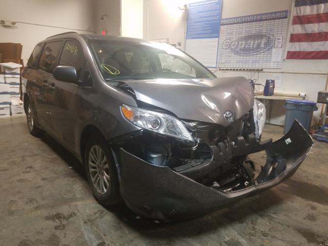 TOYOTA SIENNA XLE 2017 5tdyz3dc2hs865639