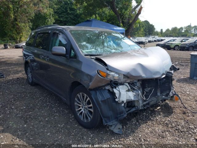 TOYOTA SIENNA 2018 5tdyz3dc2js906910