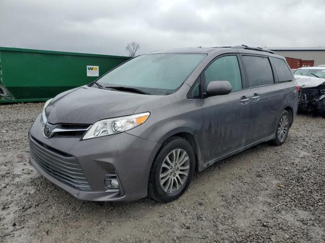 TOYOTA SIENNA XLE 2018 5tdyz3dc2js907295