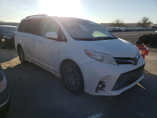 TOYOTA SIENNA XLE 2018 5tdyz3dc2js911556