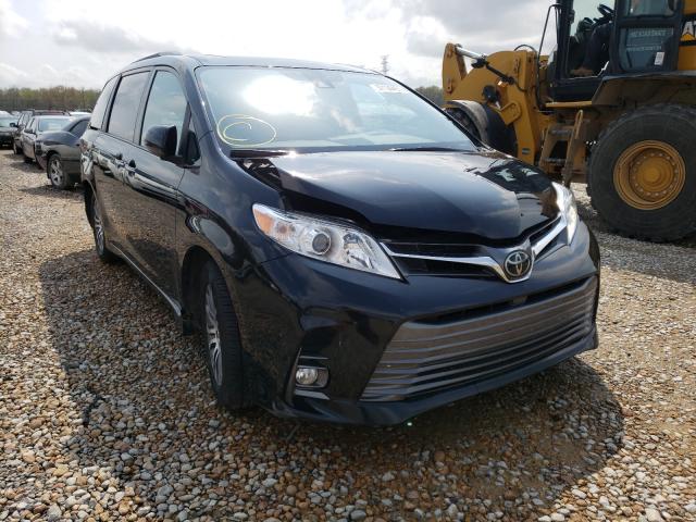 TOYOTA SIENNA XLE 2018 5tdyz3dc2js919513