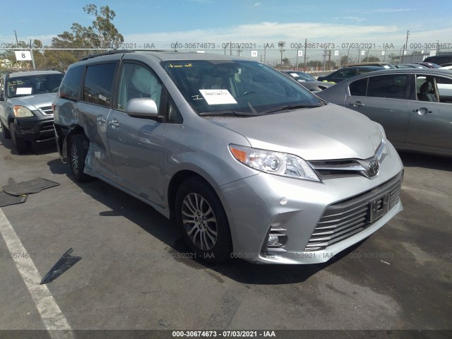 TOYOTA SIENNA 2019 5tdyz3dc2ks003349