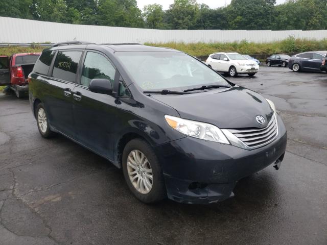 TOYOTA SIENNA XLE 2017 5tdyz3dc3hs771415