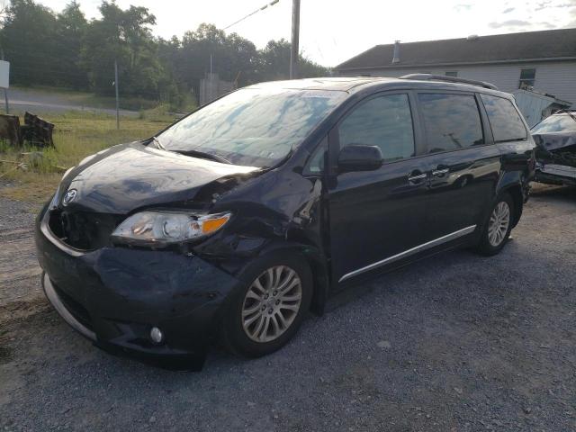 TOYOTA SIENNA XLE 2017 5tdyz3dc3hs775707