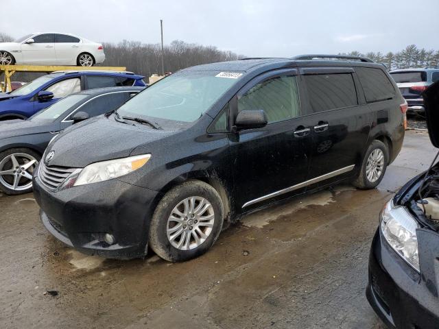 TOYOTA SIENNA XLE 2017 5tdyz3dc3hs778610