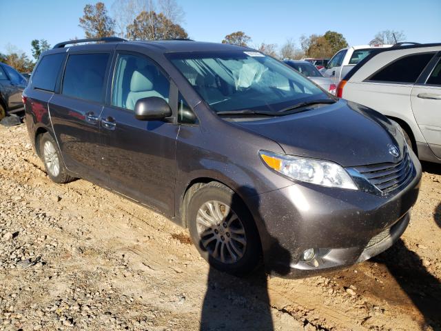 TOYOTA SIENNA XLE 2017 5tdyz3dc3hs782057