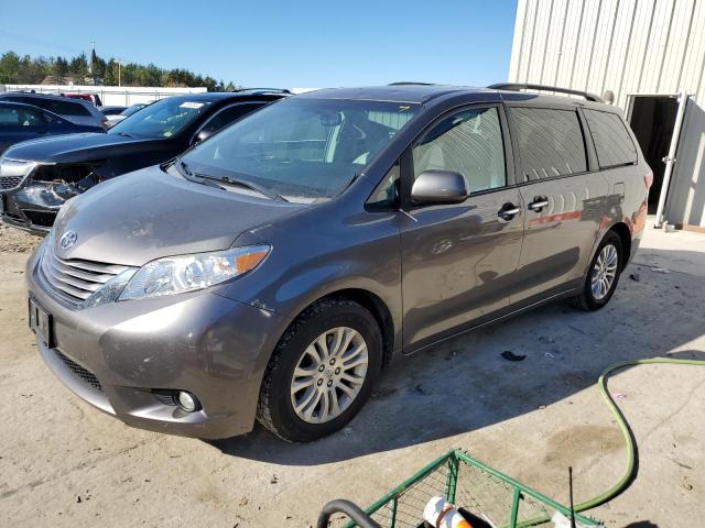 TOYOTA SIENNA XLE 2017 5tdyz3dc3hs823187