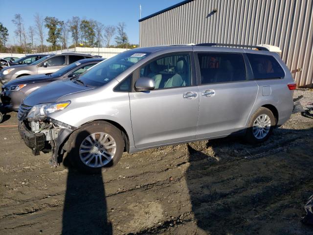 TOYOTA SIENNA XLE 2017 5tdyz3dc3hs835422