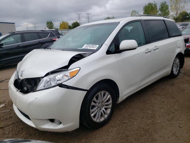 TOYOTA SIENNA XLE 2017 5tdyz3dc3hs842404