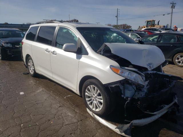 TOYOTA SIENNA XLE 2017 5tdyz3dc3hs848669