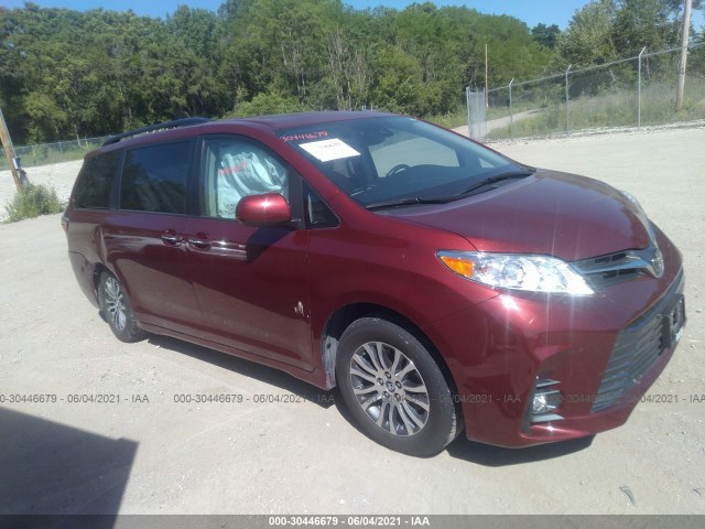 TOYOTA SIENNA 2018 5tdyz3dc3js908200